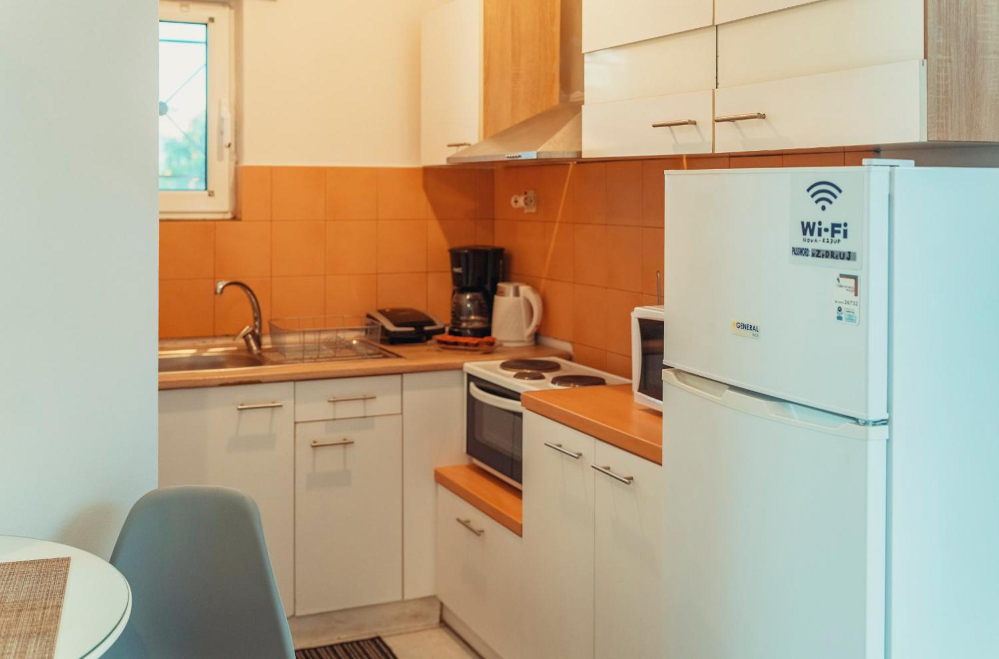 Crystal Cherry Apartment Preveza Eksteriør bilde